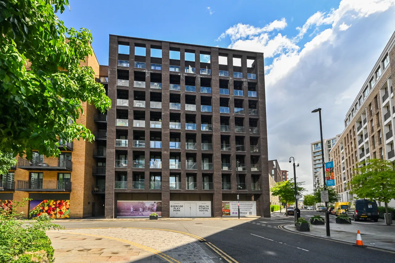 34 Cutter House, 1 Admiralty Avenue, London, photo 9