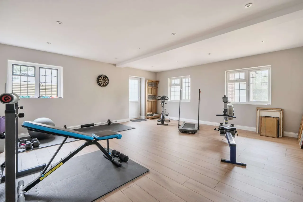 Greys Road, Henley-on-Thames, RG9, photo 16