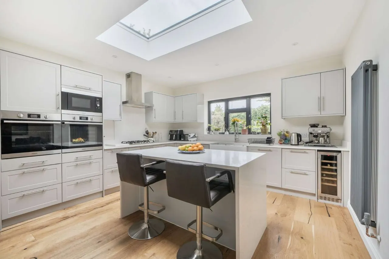 Greys Road, Henley-on-Thames, RG9, photo 3
