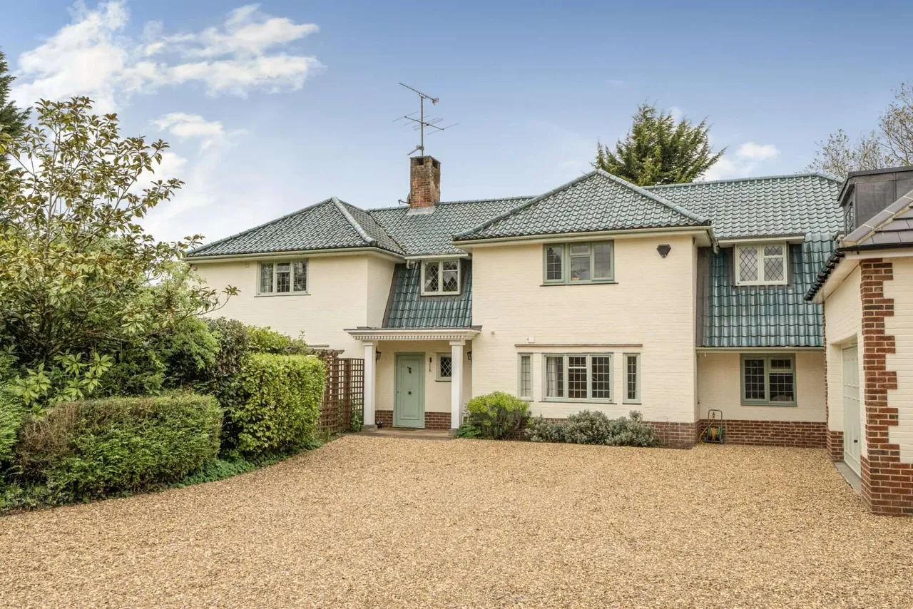 5 bed house for sale, Greys Road, Henley-on-Thames, RG9