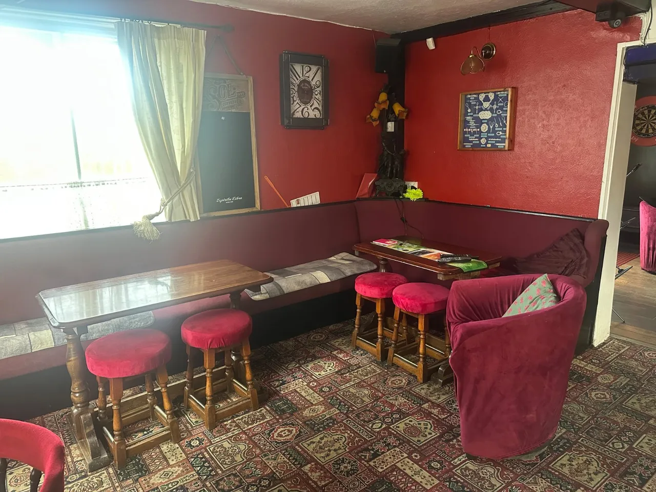 Pool Road, Newtown, photo 6