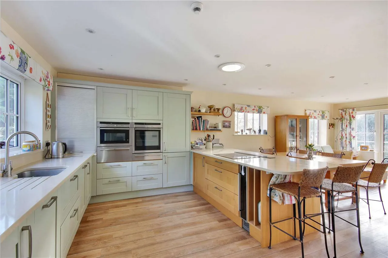 South Park, Sevenoaks, Kent, TN13 1EL, photo 2