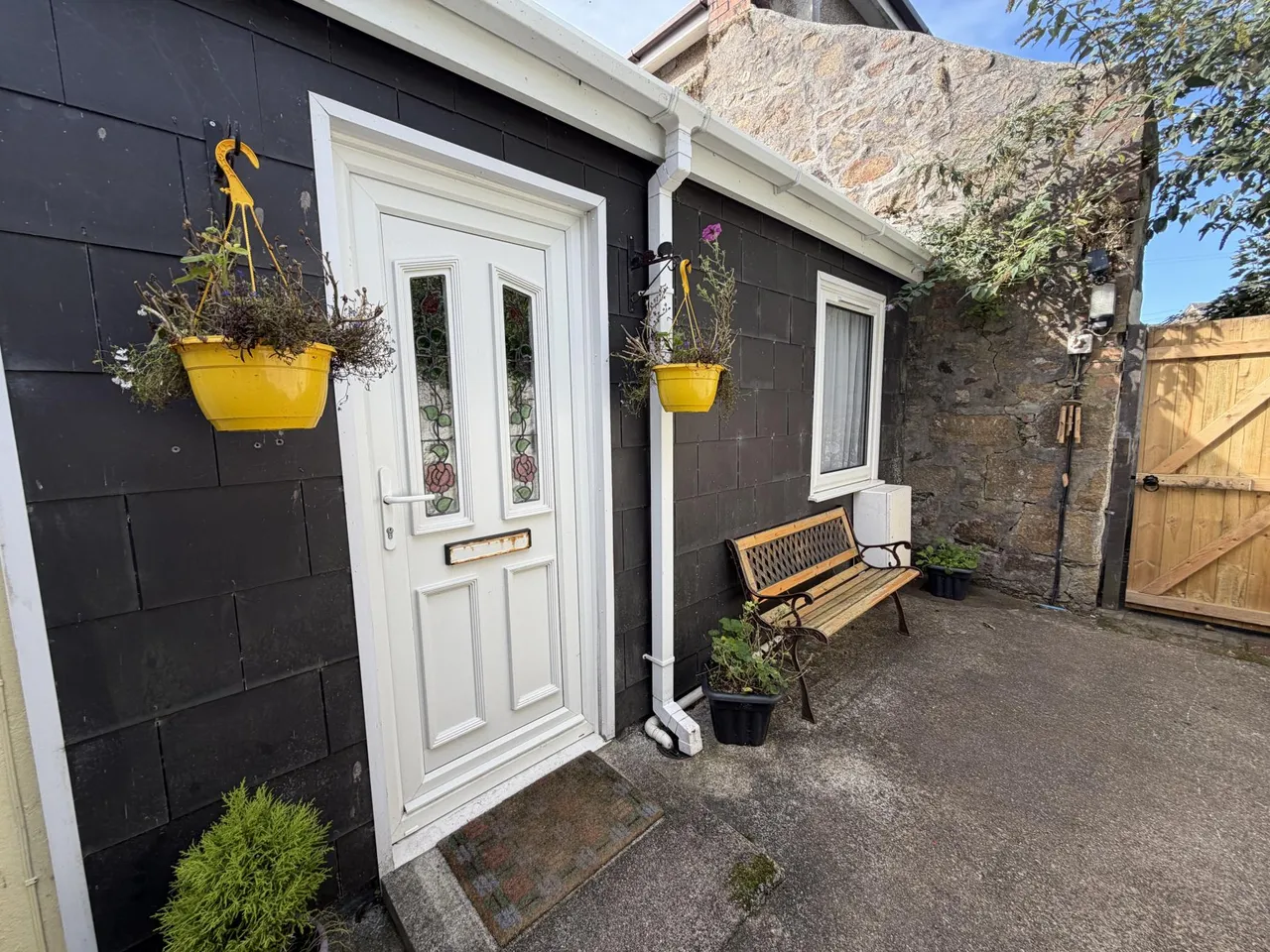 1 bed flat for sale, Chapel Street, Camborne, TR14