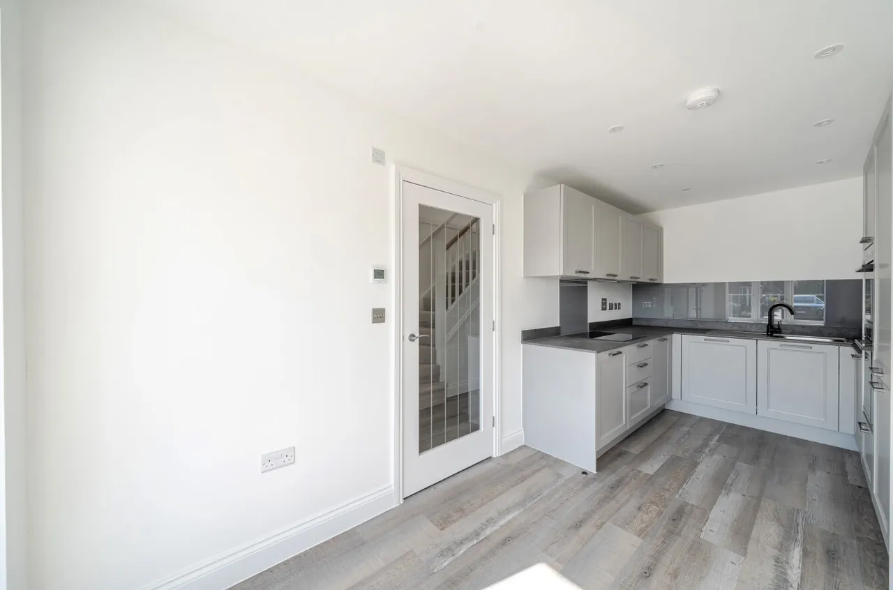 Angmering, BN16, photo 3
