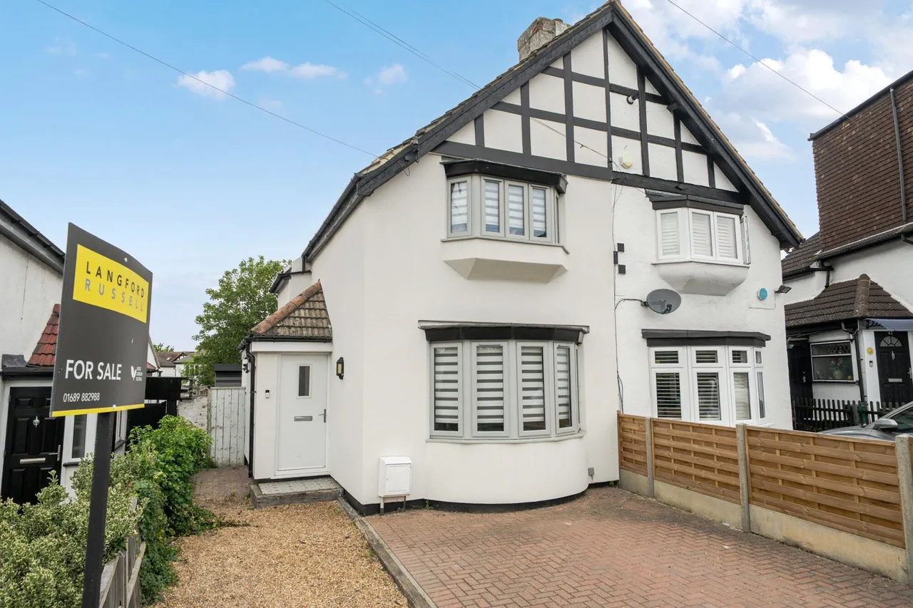 2 bed house for sale — Magpie Hall Lane, BR2