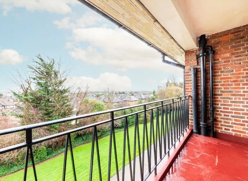 Meadway Court, Ealing, W5, photo 5