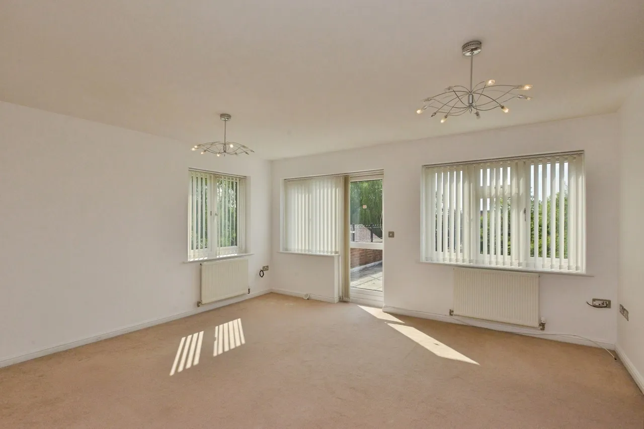 Wreschner Close, Deanshanger, Buckinghamshire, MK19, photo 6