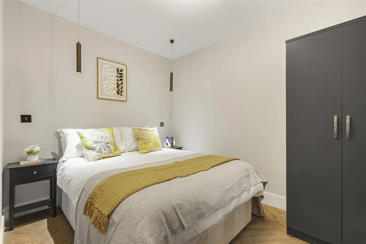 Upper Richmond Road West, East Sheen, SW14, photo 4