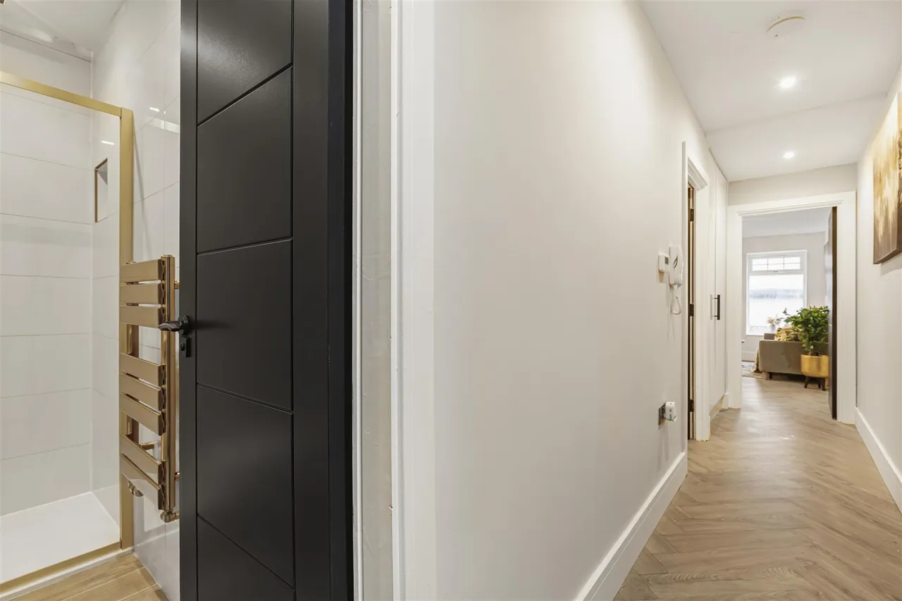 Upper Richmond Road West, East Sheen, SW14, photo 8