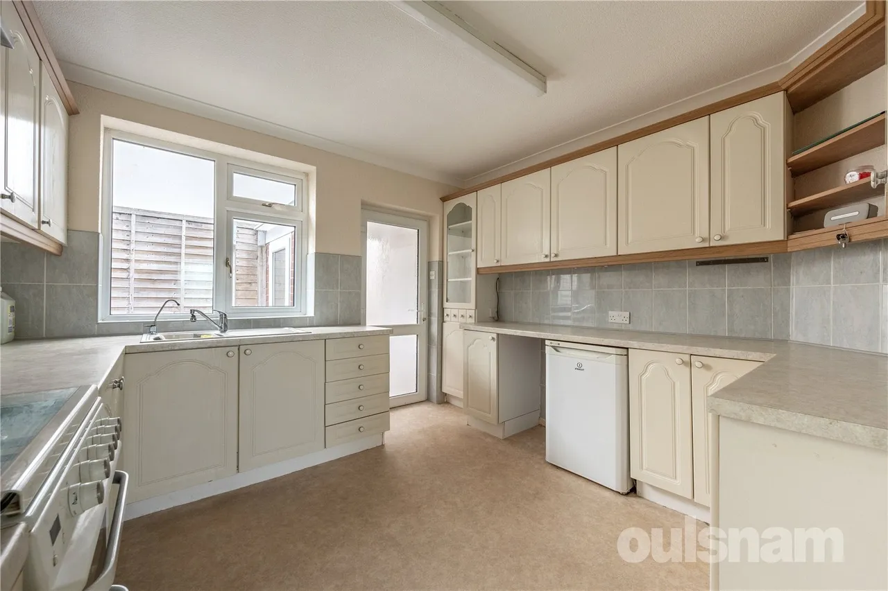 Byron Road, Headless Cross, Redditch, Worcestershire, B97 5EB, photo 2