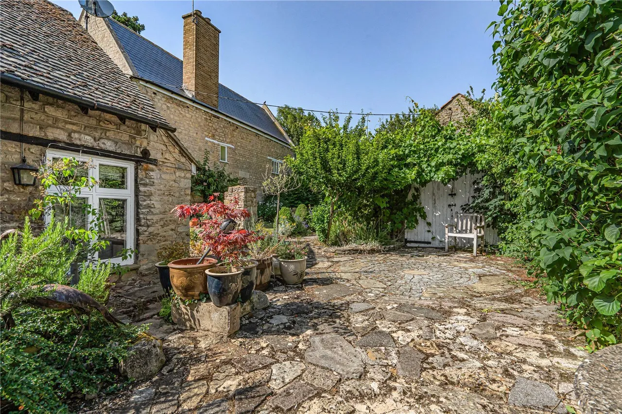 Middle Street, Elton, PE8, photo 14
