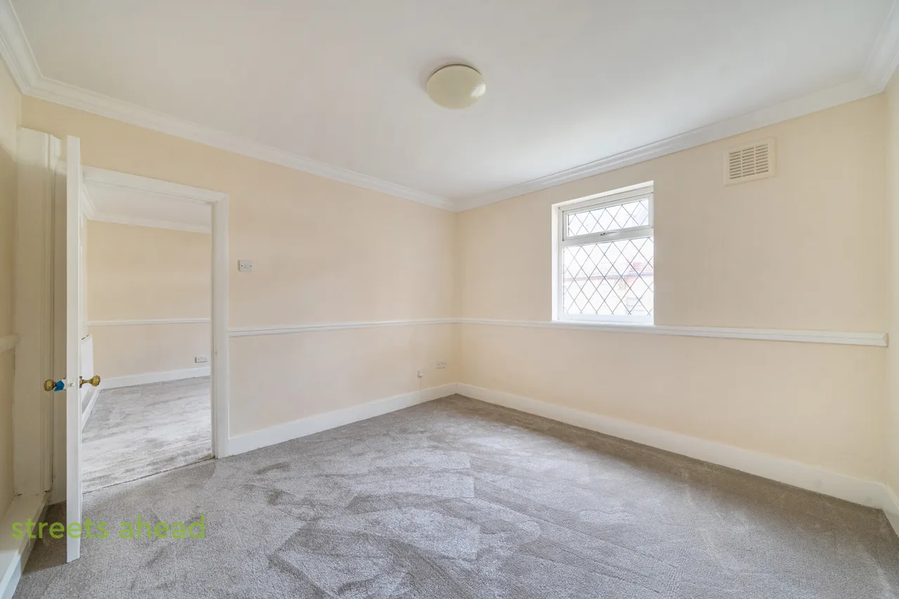 Colliers Water Lane, Thornton Heath, CR7, photo 11