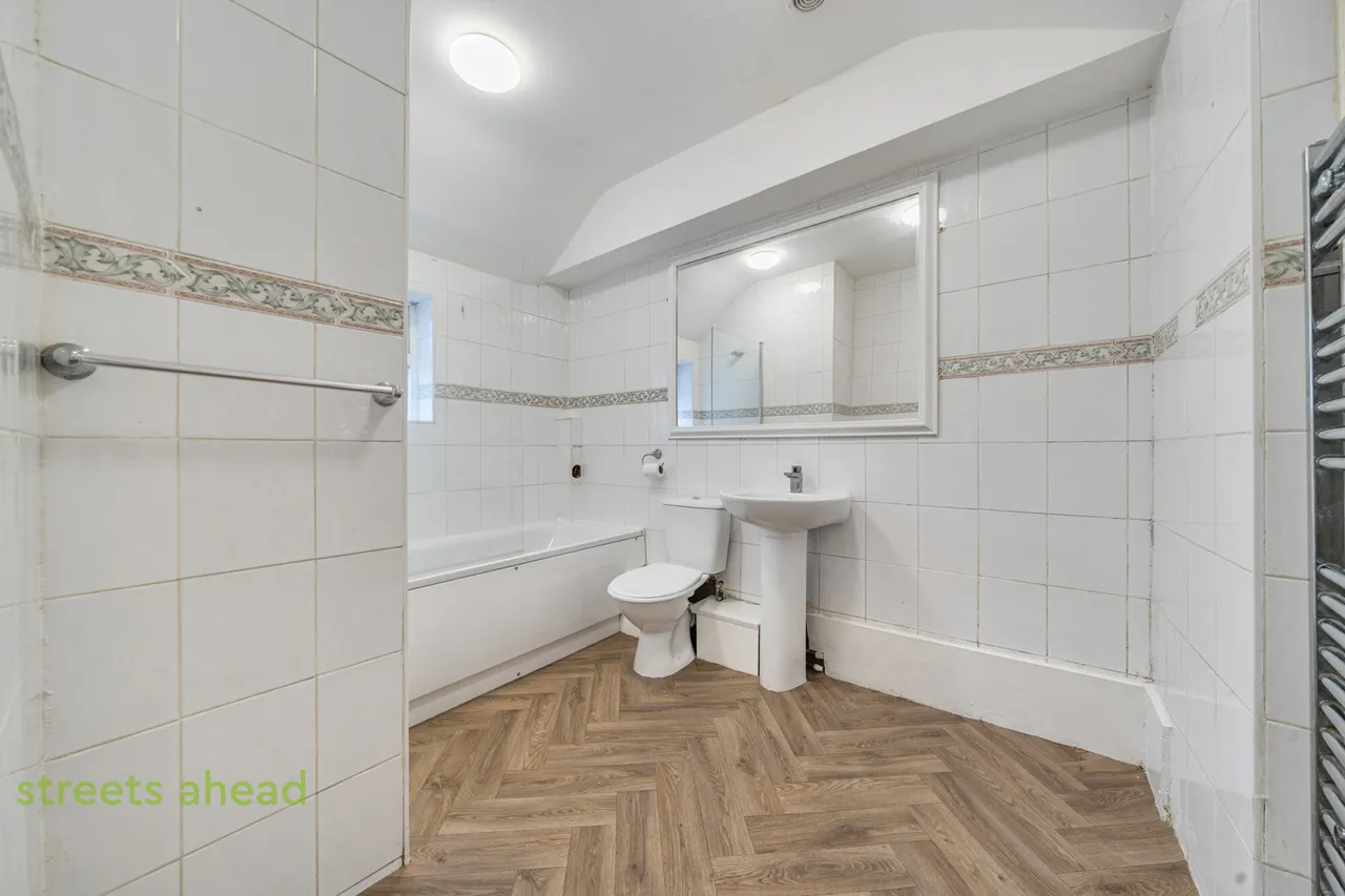 Colliers Water Lane, Thornton Heath, CR7, photo 5