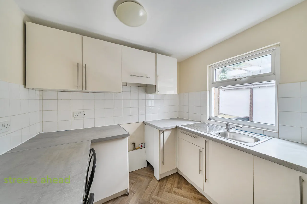 Colliers Water Lane, Thornton Heath, CR7, photo 6