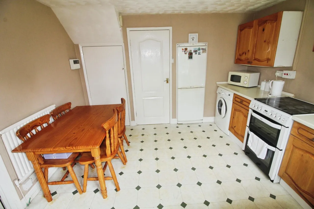 Holme Avenue, New Waltham, DN36, photo 6