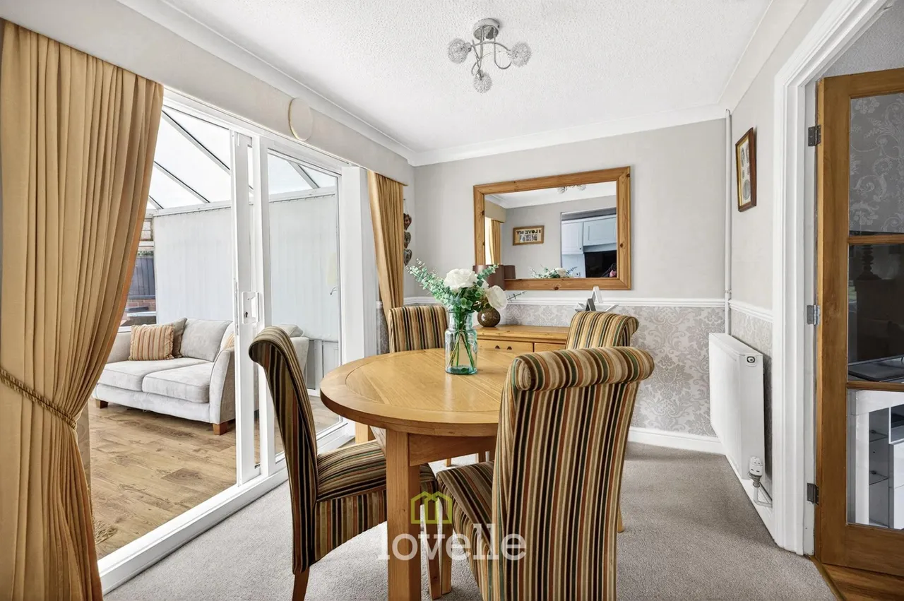 Holme Farm Close, Great Coates, DN37, photo 7