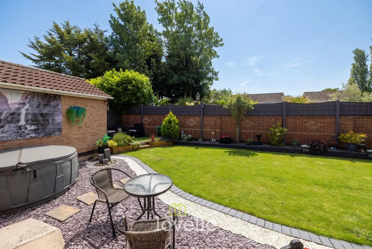 Holme Farm Close, Great Coates, DN37, photo 4