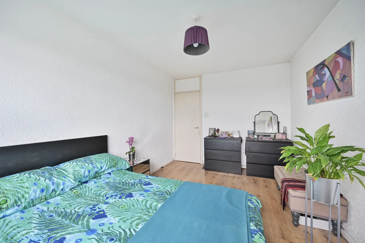 Flat 1206 Landmark Heights, 172 Daubeney Road, London, photo 6