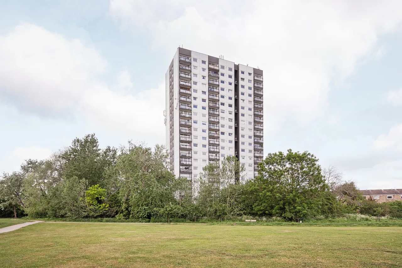 Flat 1206 Landmark Heights, 172 Daubeney Road, London, photo 10