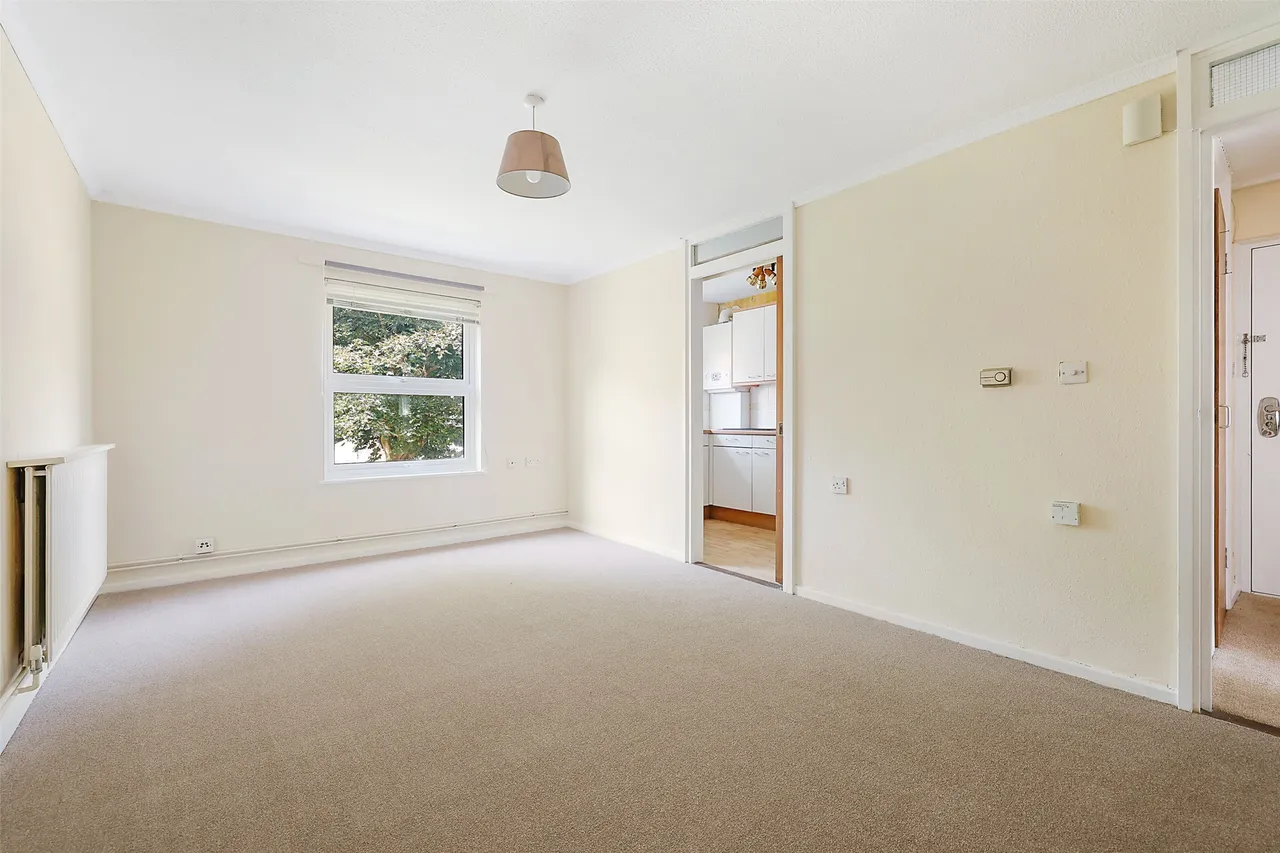 Orchard Way, Dorking, RH4, photo 2