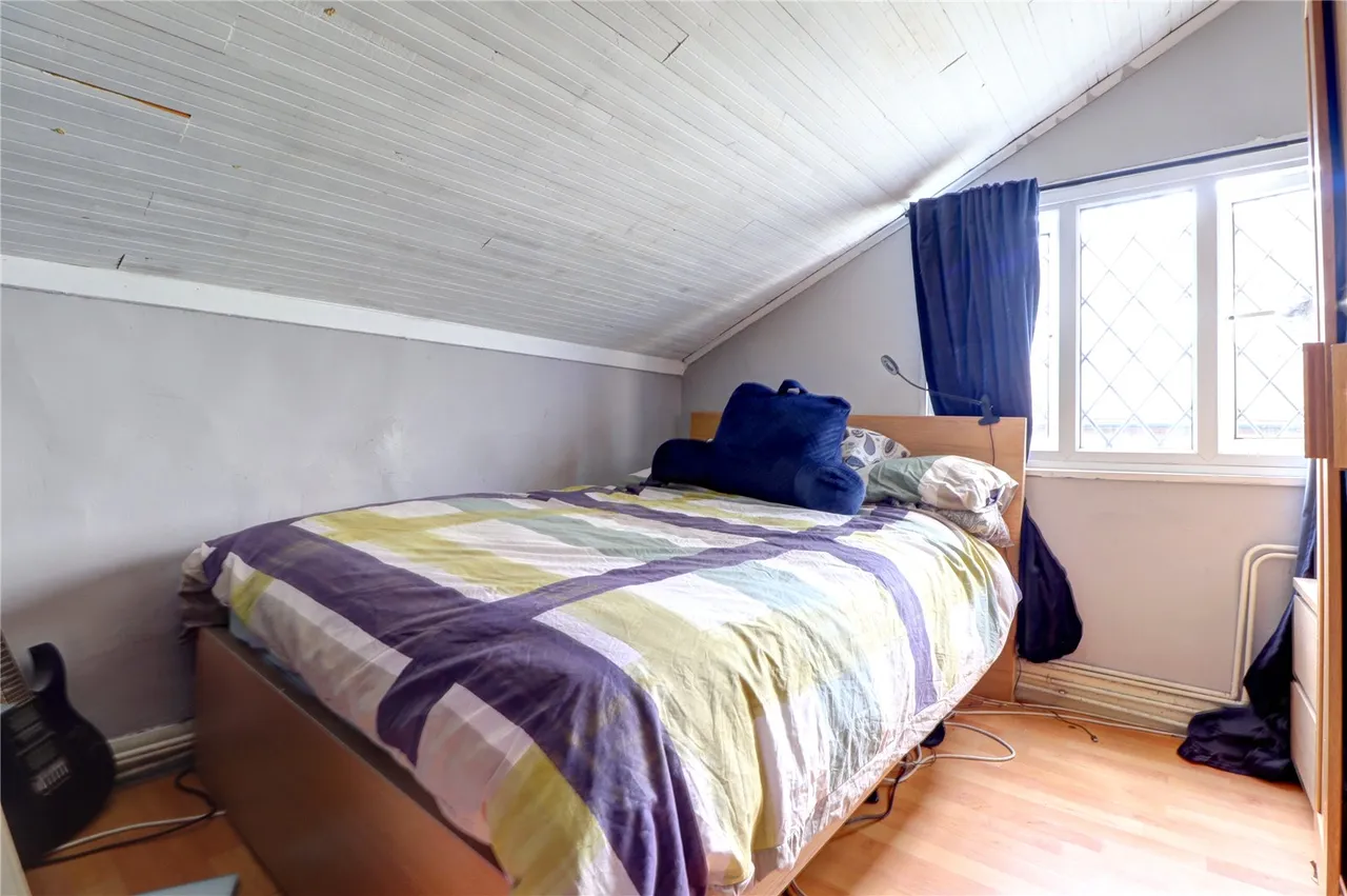 Furze Lane, Godalming, GU7, photo 11