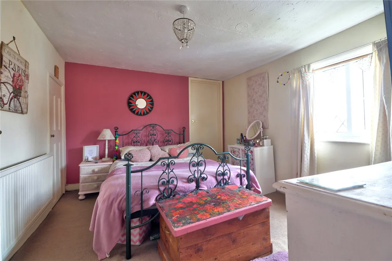 Furze Lane, Godalming, GU7, photo 9