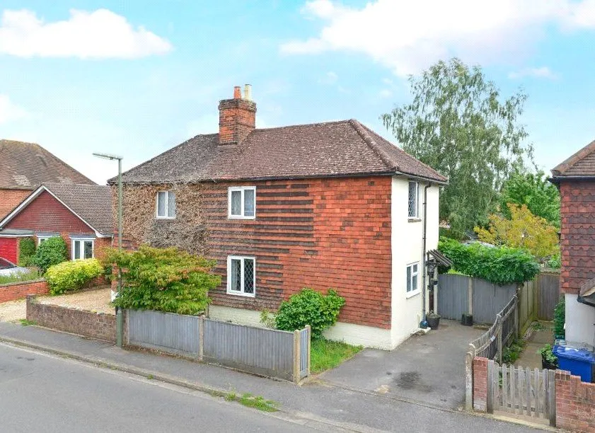Furze Lane, Godalming, GU7, photo 17