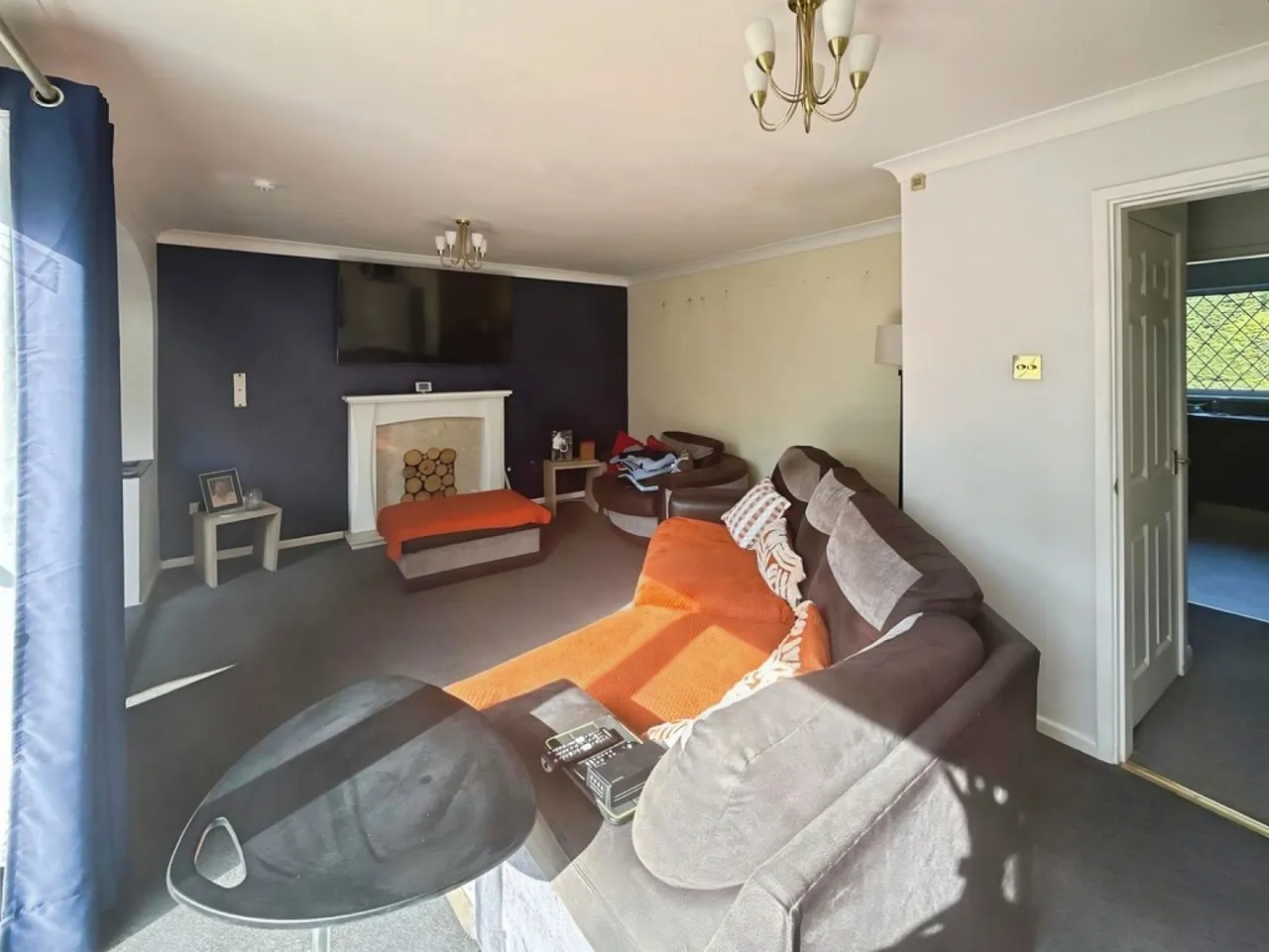 Rotherham Road, New Houghton, photo 11