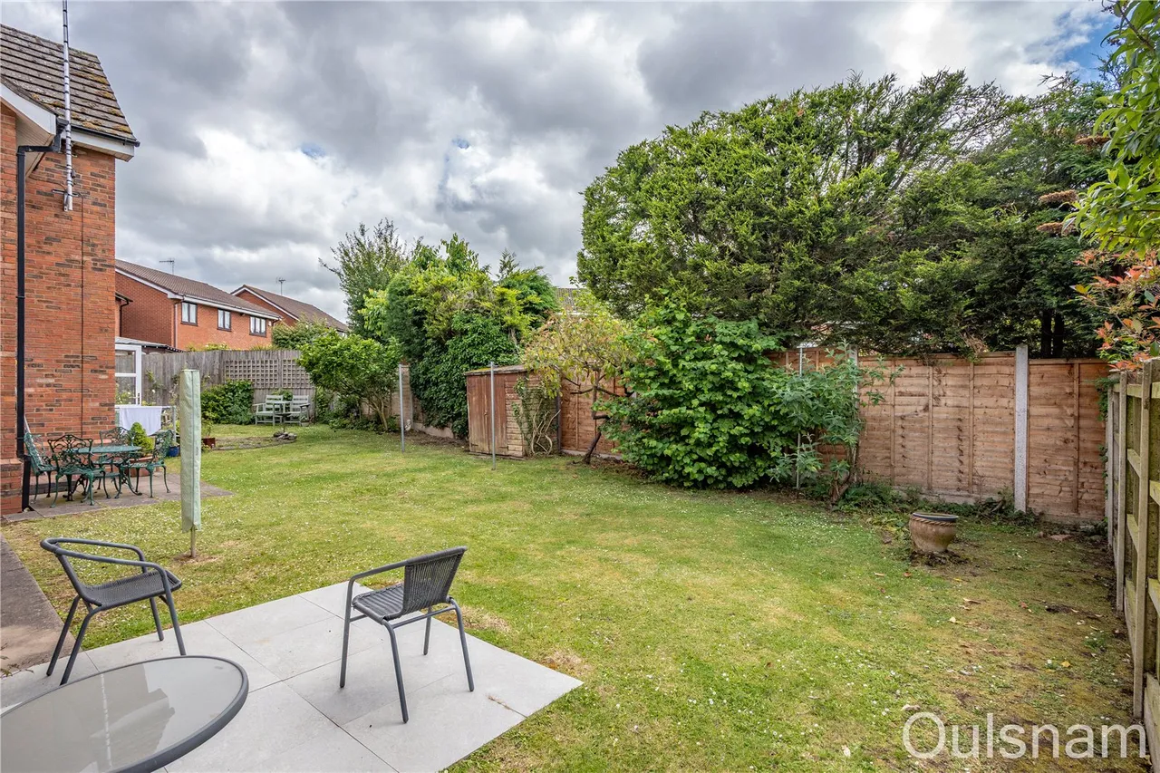 Worcester Road, Stoke Heath, Bromsgrove, Worcestershire, B61 7JA, photo 14