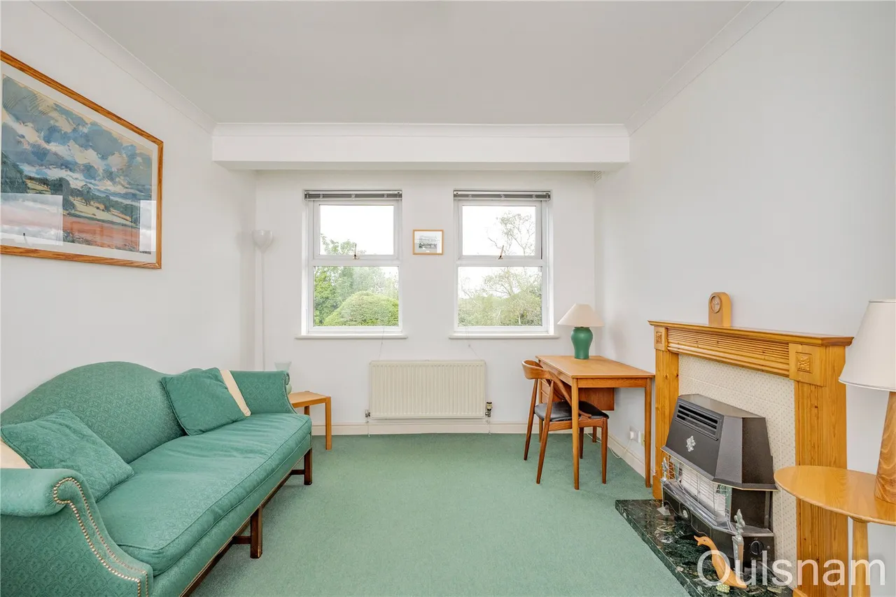 Worcester Road, Stoke Heath, Bromsgrove, Worcestershire, B61 7JA, photo 4