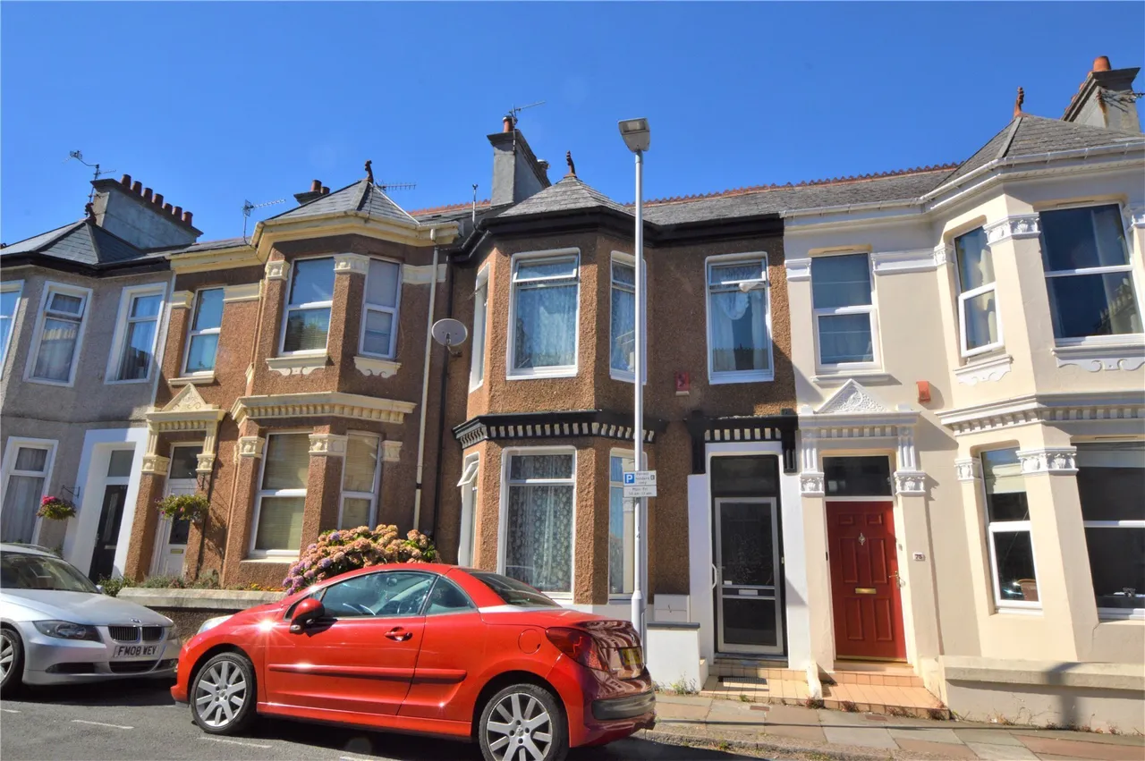 3 bed property for sale — Knighton Road, Plymouth, Devon, PL4