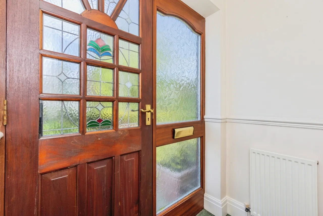 Bishops Lane, Buxton, Derbyshire, SK17, photo 2