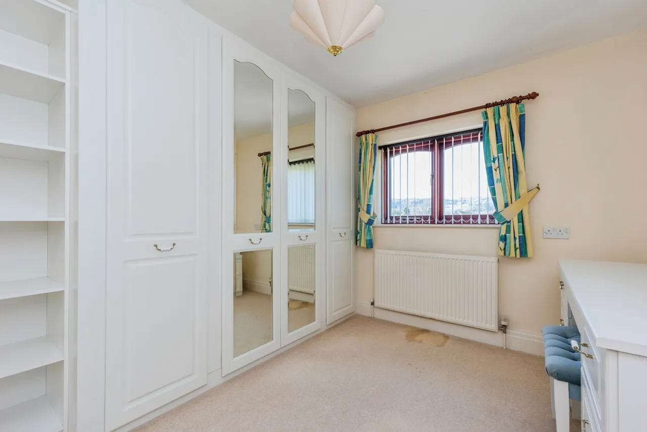 Bishops Lane, Buxton, Derbyshire, SK17, photo 31