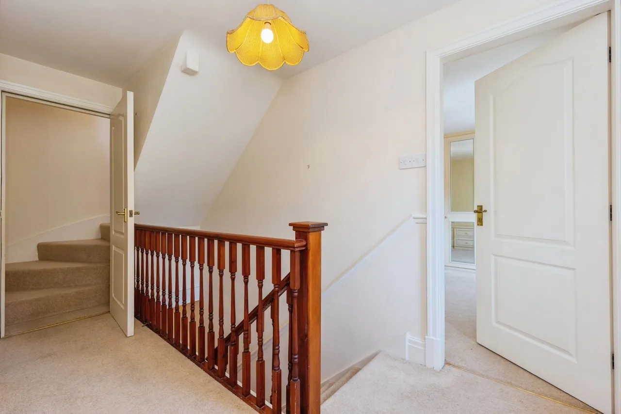 Bishops Lane, Buxton, Derbyshire, SK17, photo 27