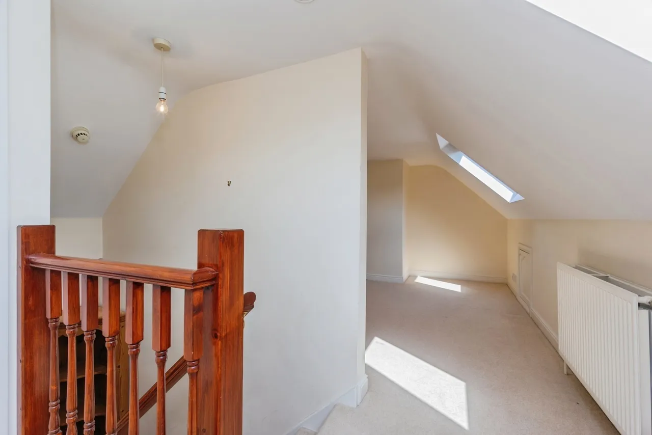 Bishops Lane, Buxton, Derbyshire, SK17, photo 44