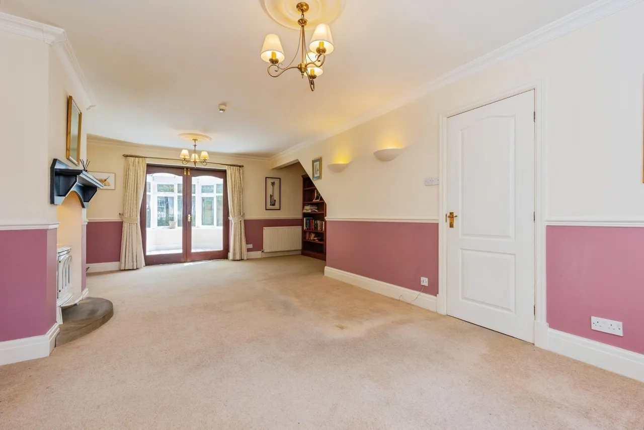 Bishops Lane, Buxton, Derbyshire, SK17, photo 7