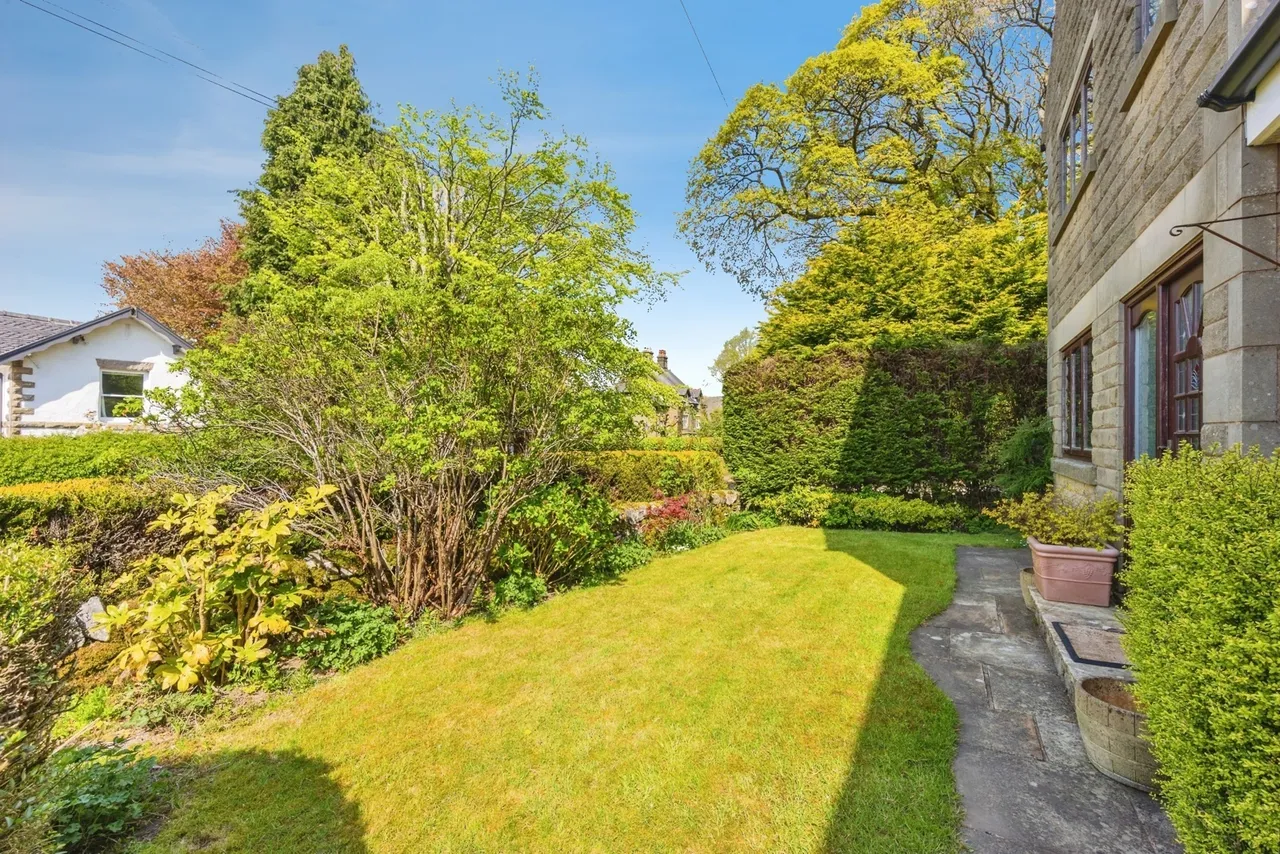 Bishops Lane, Buxton, Derbyshire, SK17, photo 23