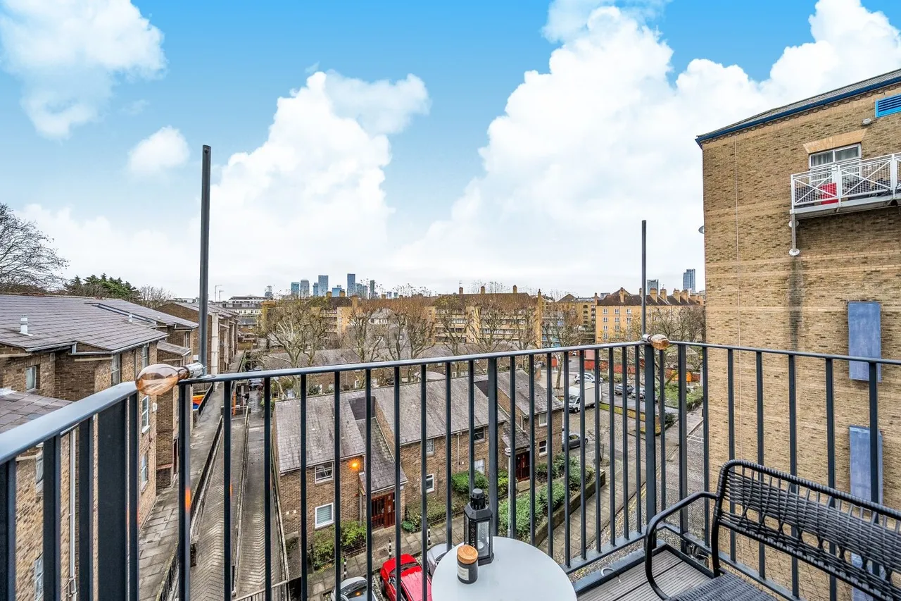 Raine Street, London, E1W, photo 12