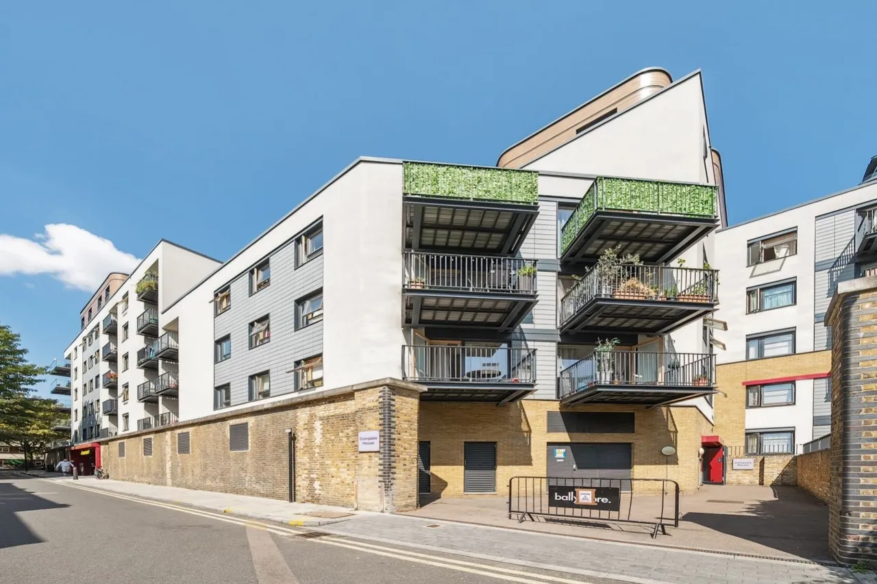 Raine Street, London, E1W, photo 13