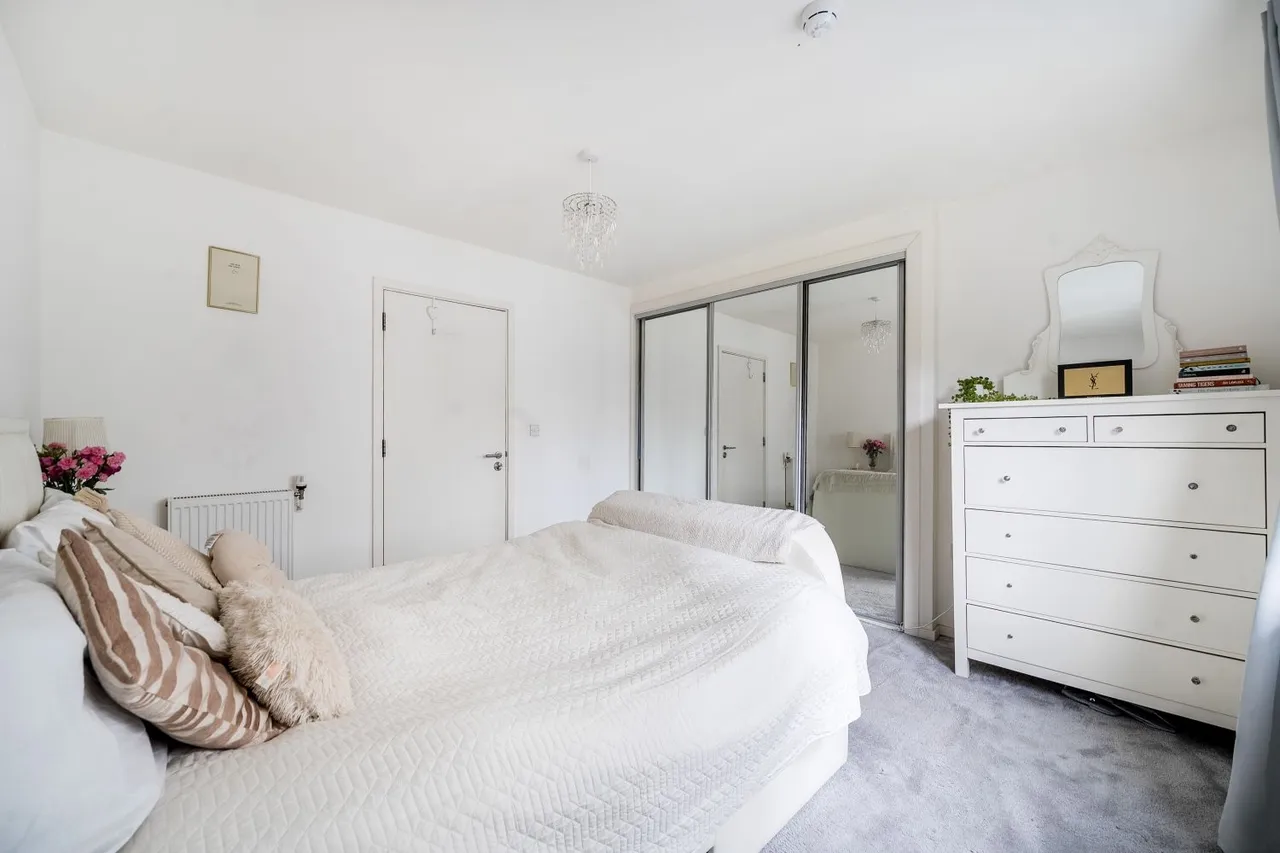Raine Street, London, E1W, photo 9