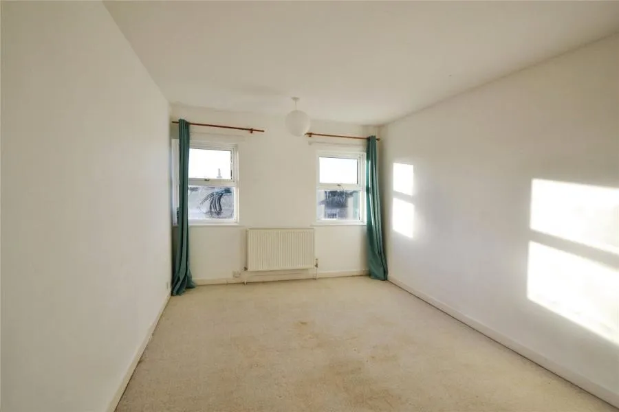 High Street, Winslow, MK18, photo 8