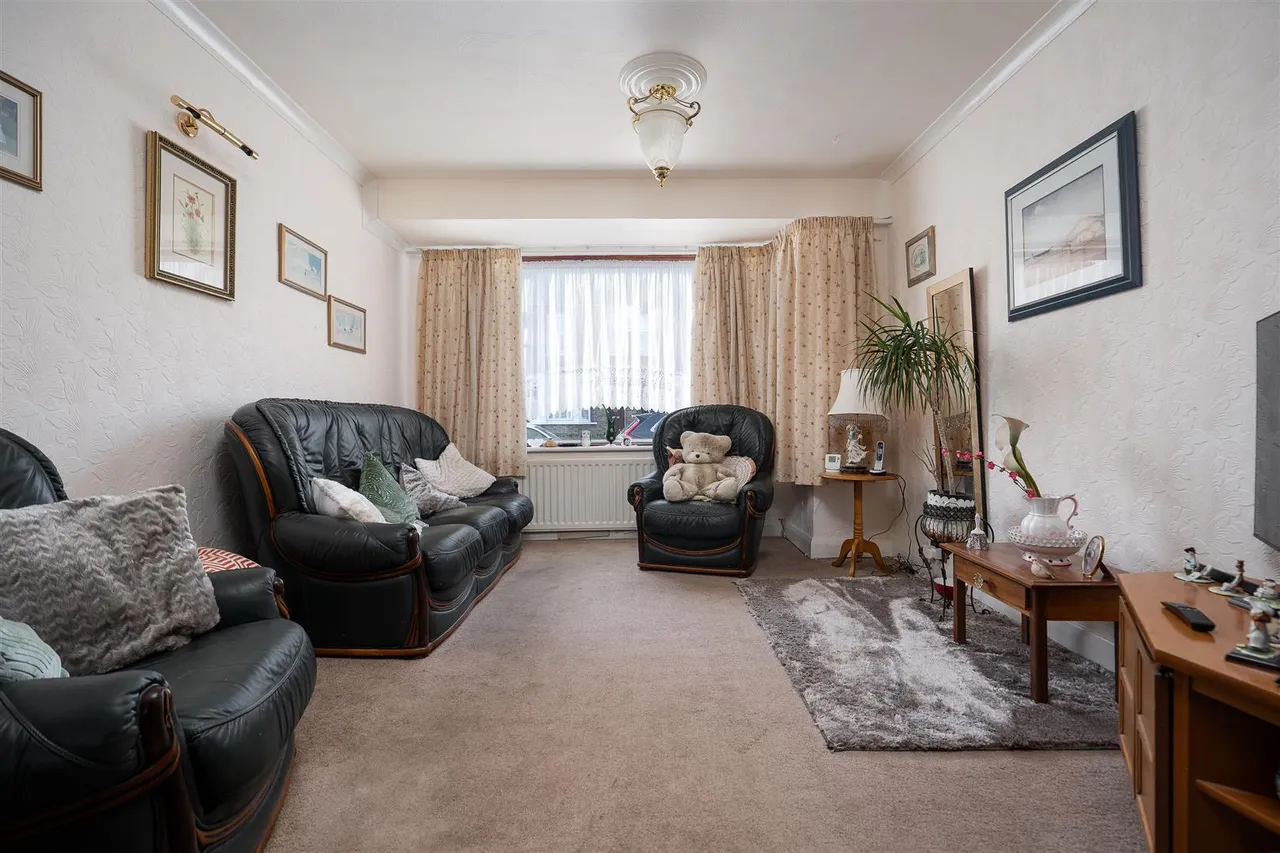 Money Lane, West Drayton, UB7, photo 8