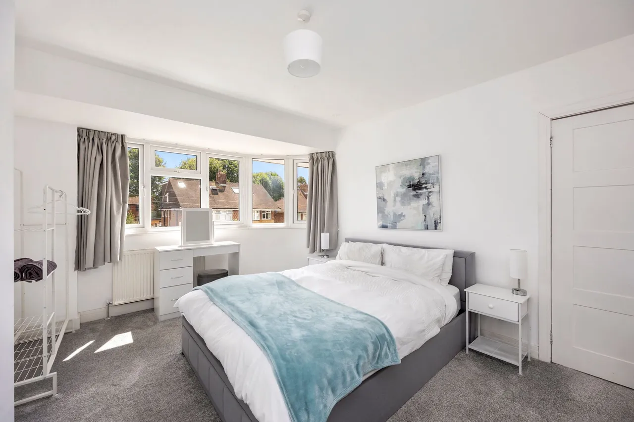 Rushams Road, Horsham, RH12, photo 14