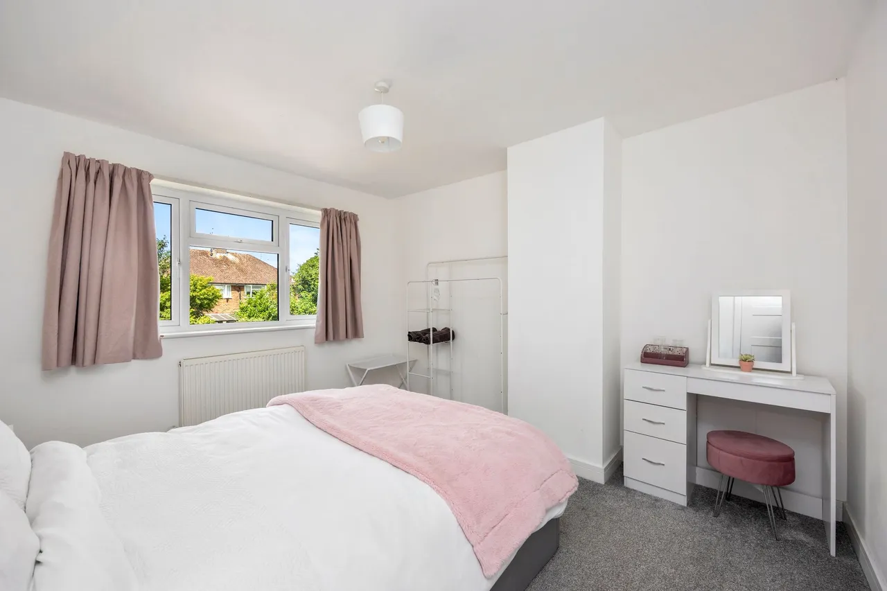 Rushams Road, Horsham, RH12, photo 11
