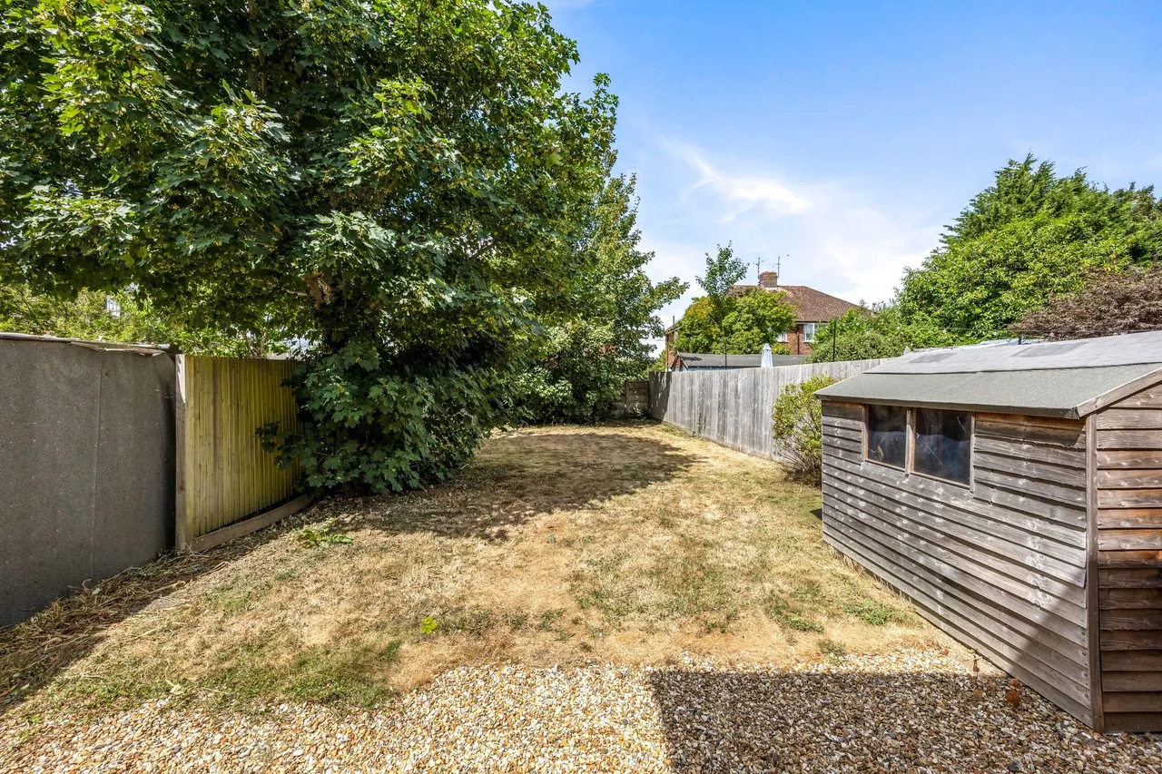 Rushams Road, Horsham, RH12, photo 4