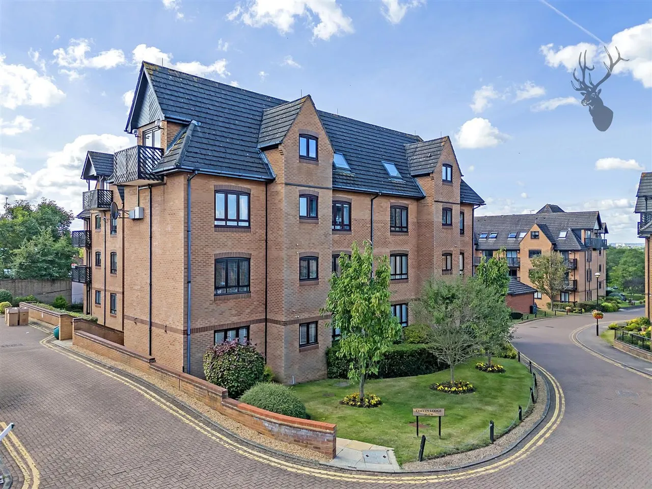 1 bed flat to rent, Epping New Road, Buckhurst Hill, IG9
