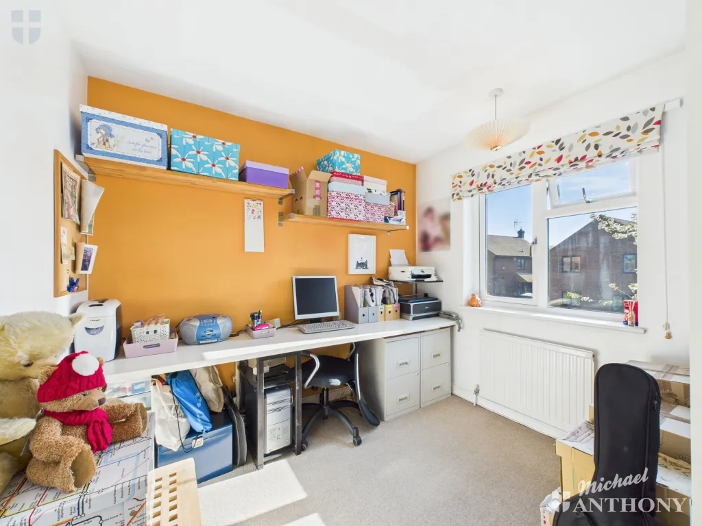 Meadow Park, Stoke Mandeville, Aylesbury, HP22 5XH, photo 11