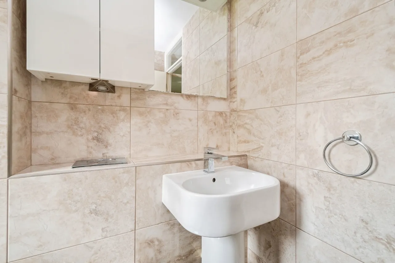 River Court, Tavistock, PL19, photo 11