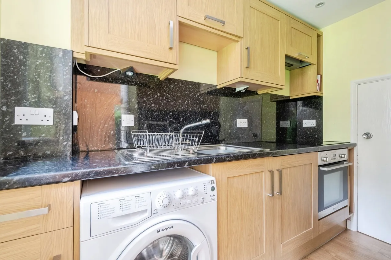 River Court, Tavistock, PL19, photo 3