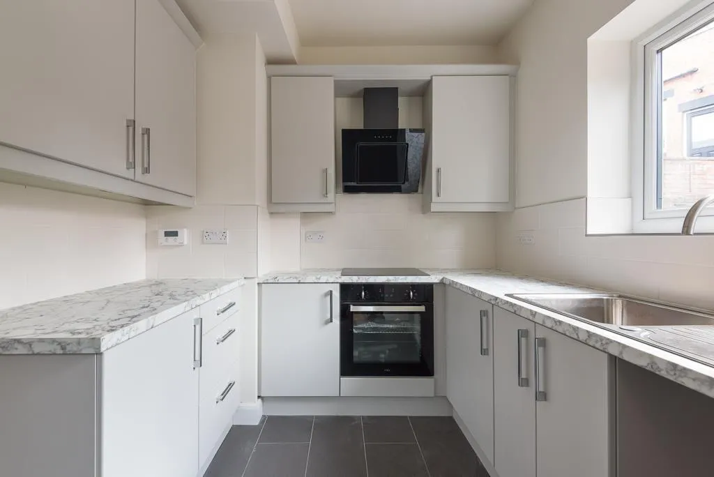 2 bed house to rent — Gordon Road, Sharrow Vale, Sheffield, S11